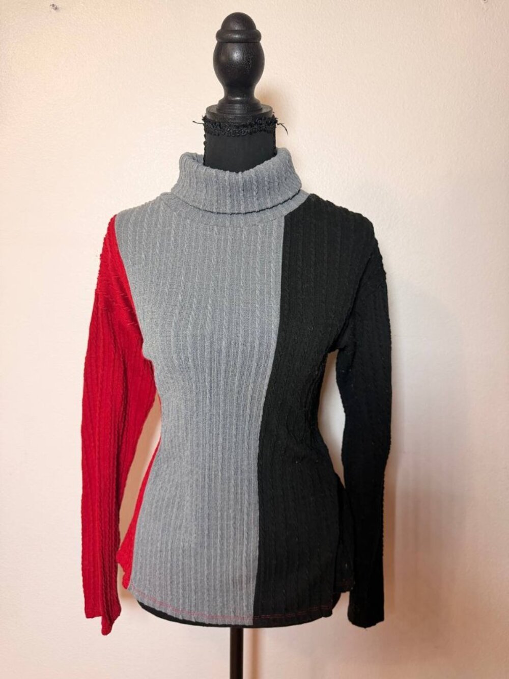 NY Collection Red Gray Black Fall Cable Knit Turtleneck Sweater Y2K 90s S